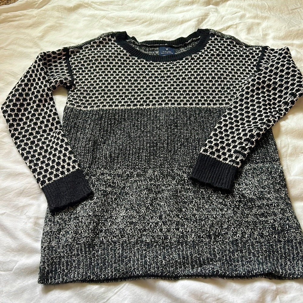 American Eagle Outfitters Vintage Boyfriend Sweater